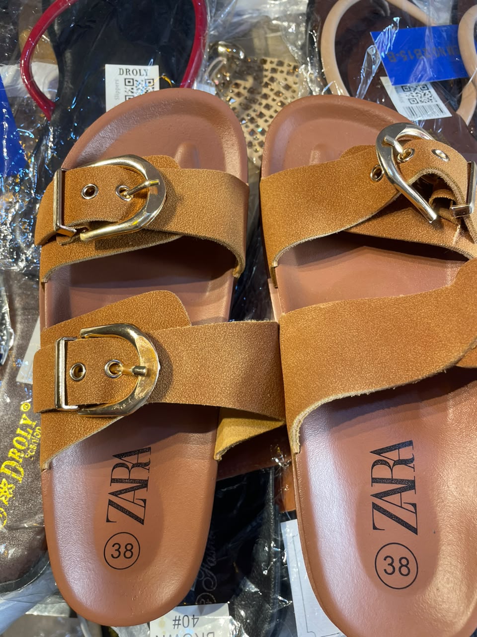 Zara Slide