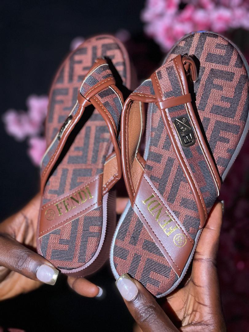 Fendi slippers