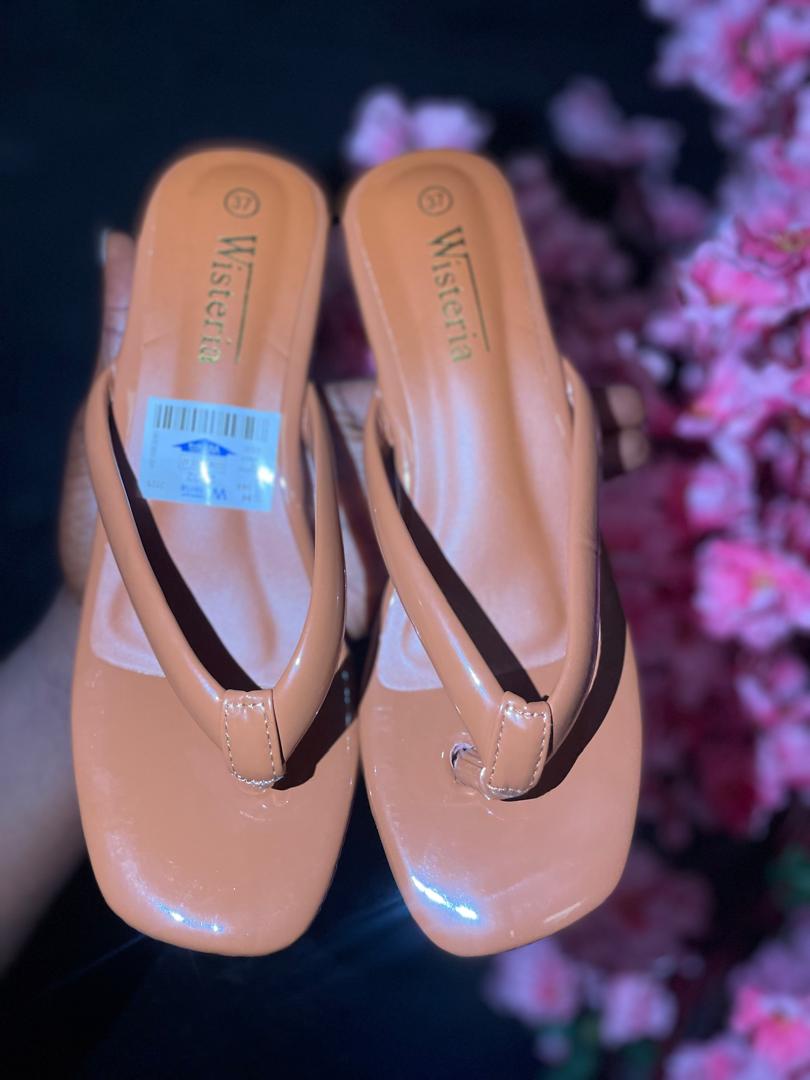 SLP 14 [Wisteria Heels 2662]